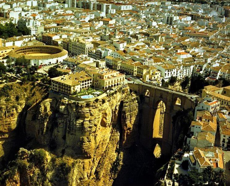 Hacienda Puerto De Las Muelas Ronda Kültér fotó